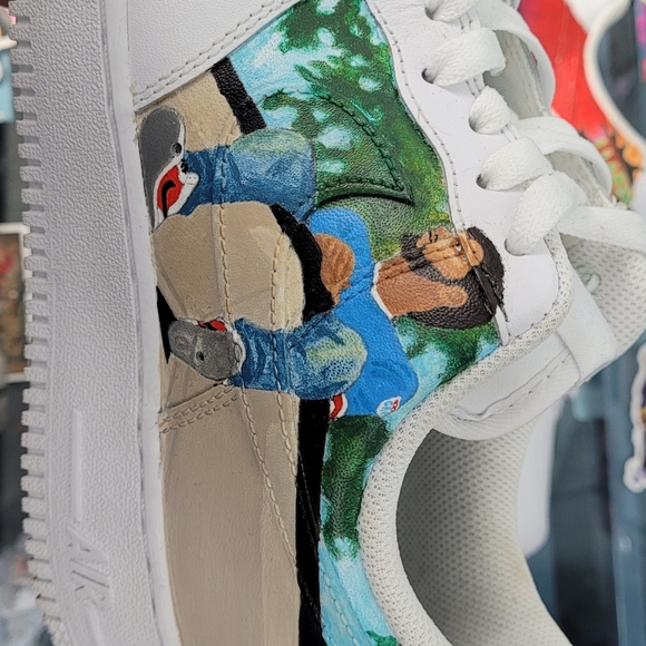 Air Force 1 - Picture 3 of 3